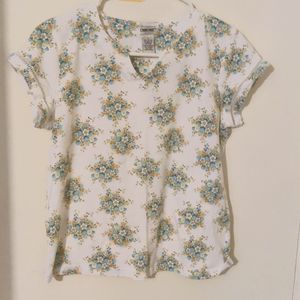 Cherokee Small floral patterned shirt and shorts set